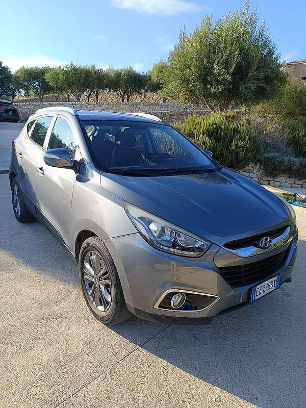 Usata Hyundai ix35 Xpossible 116 CV (85 kW) 2015 Grigio SUV