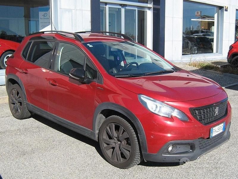 Usata Peugeot 2008 GT-line 120 CV (88 kW) 2017 Rosso SUV