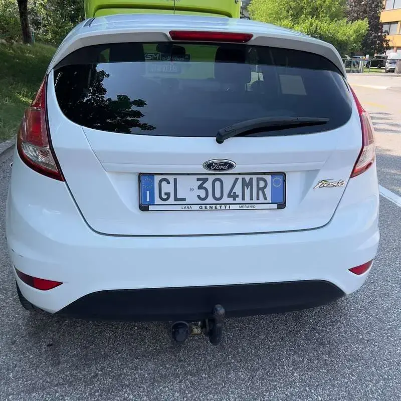 Usata Ford Fiesta Titanium 82 CV (60 kW) 2014 Utilitaria