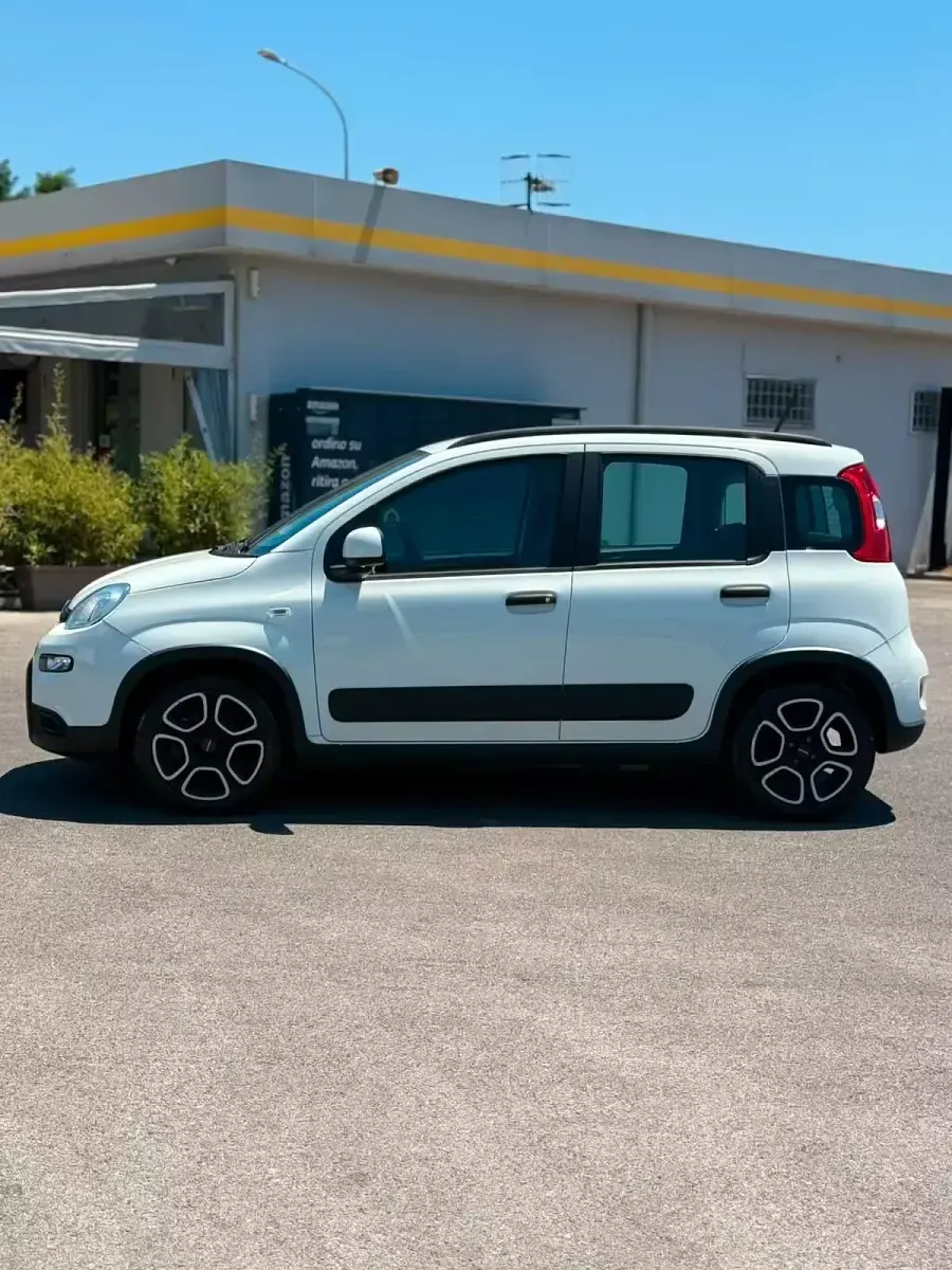 Usata Fiat Panda City Life 71 CV (52 kW) 2022 Bianco Utilitaria