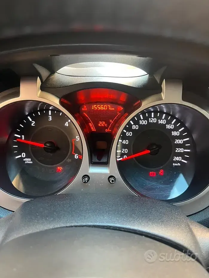 Usata Nissan Juke 110 CV (80 kW) 2016 Nero SUV