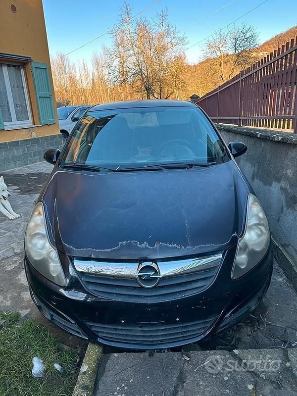 Usata Opel Corsa 2006 Berlina