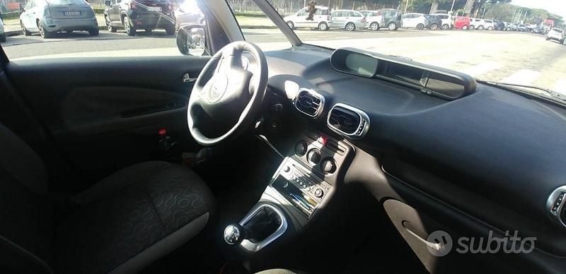 Usata Citroën C3 Picasso 92 CV (67 kW) 2011 Grigio Monovolume