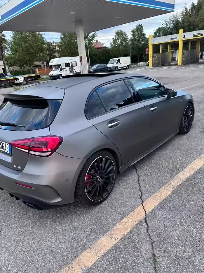 Begagnad Mercedes A35 AMG AMG 306 HK (225 kW) 2019 Grå Sedan
