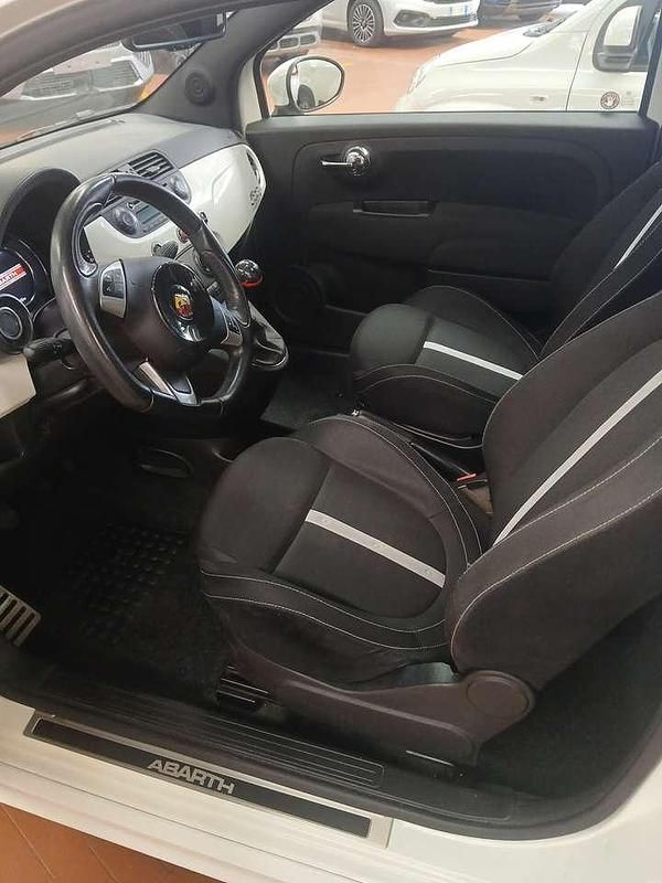 Usata Abarth 595 Custom 135 CV (99 kW) 2015 Bianco Utilitaria