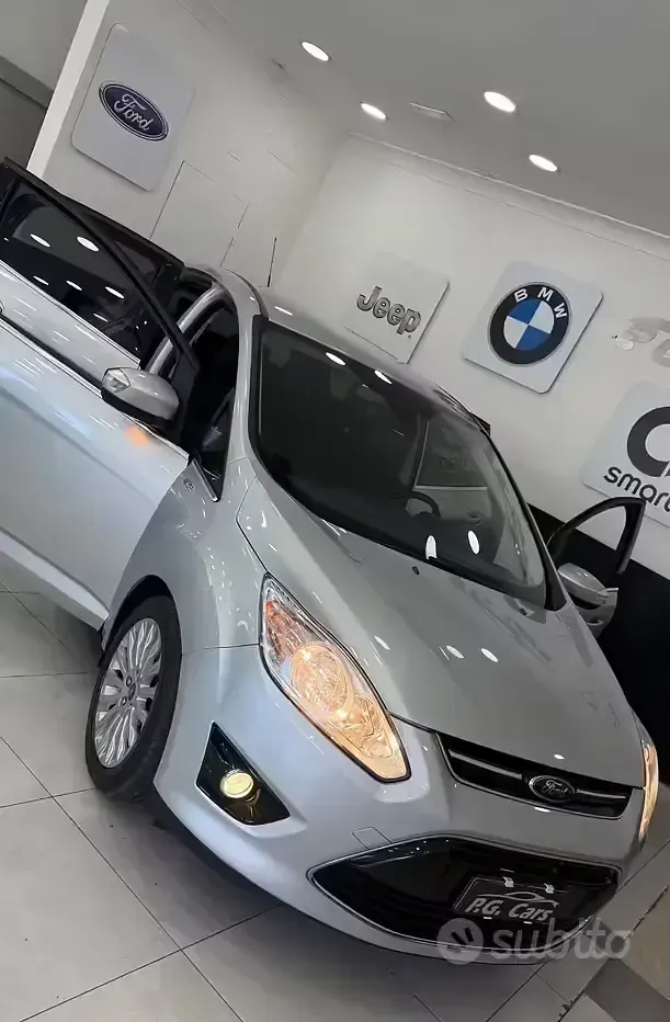 Usata Ford C-MAX Titanium 115 CV (84 kW) 2015 Grigio Monovolume