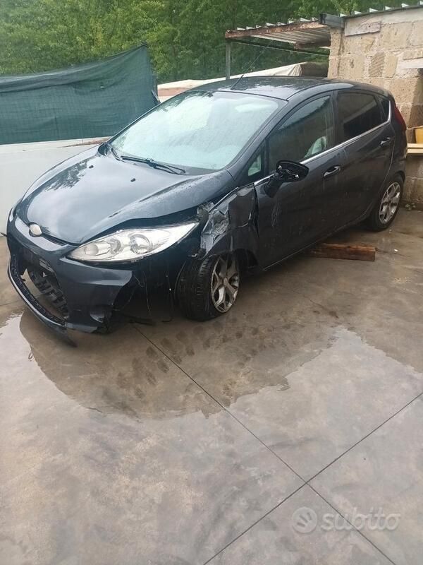 Usata Ford Fiesta 96 CV (70 kW) 2009 Utilitaria