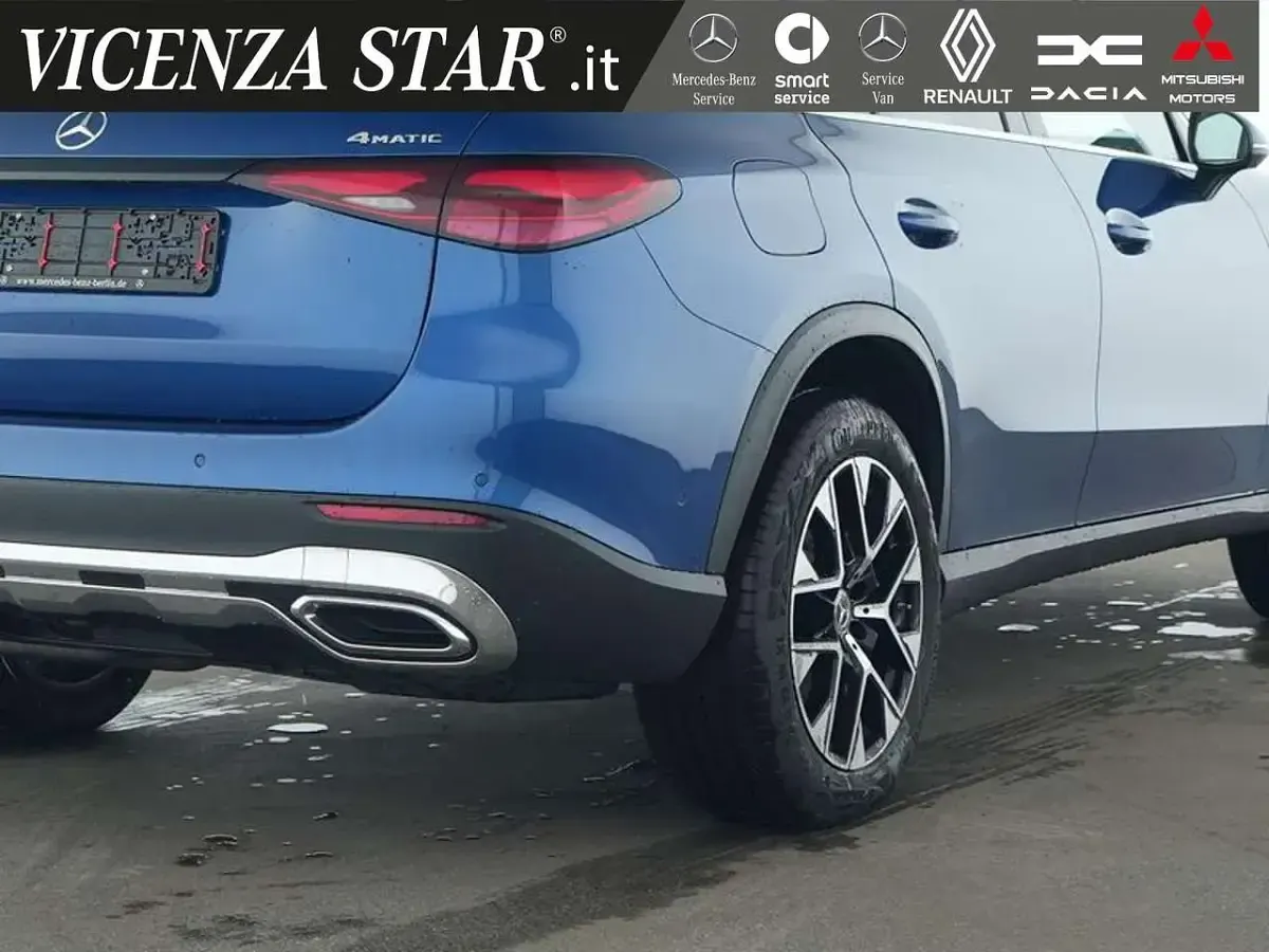 Usata Mercedes GLC300 197 CV (144 kW) 2025 Blu SUV