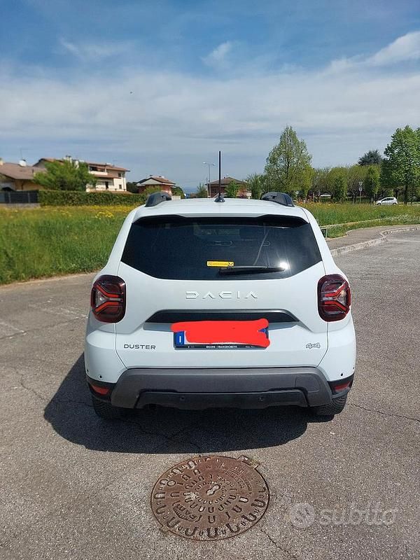 Usata Dacia Duster 116 CV (85 kW) 2024 SUV