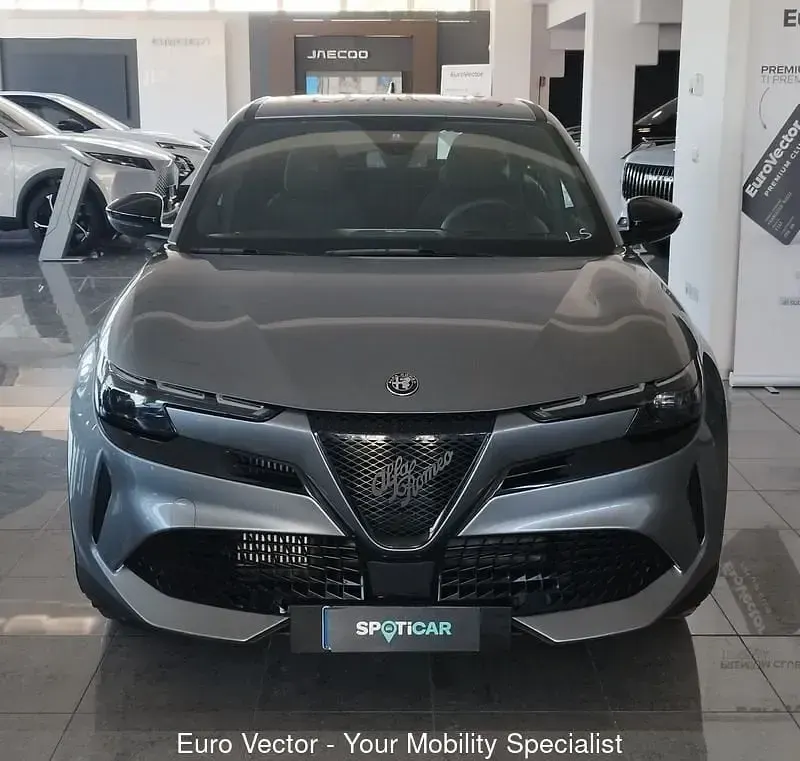 Usata Alfa Romeo GT Junior 145 CV (106 kW) 2025 Grigio SUV