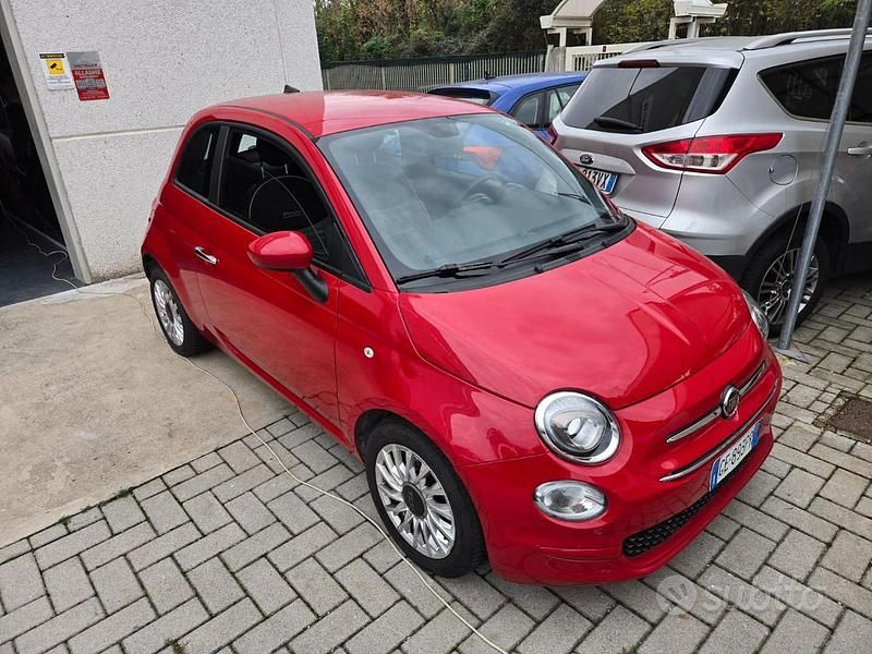 Usata Fiat 500 Lounge 70 CV (51 kW) 2021 Rosso Cabrio