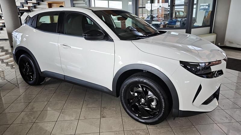 Nuova Alfa Romeo Junior 135 CV (99 kW) 2025 Bianco SUV