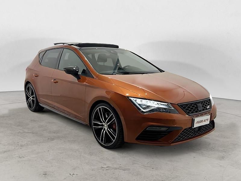 Usata Seat Leon CUPRA 221 CV (162 kW) 2018 Grigio pastello Berlina