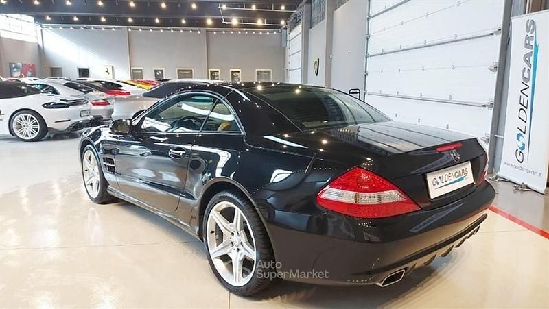 Usata Mercedes SL300 AMG 231 CV (169 kW) 2010 Nero ossidiana Cabrio