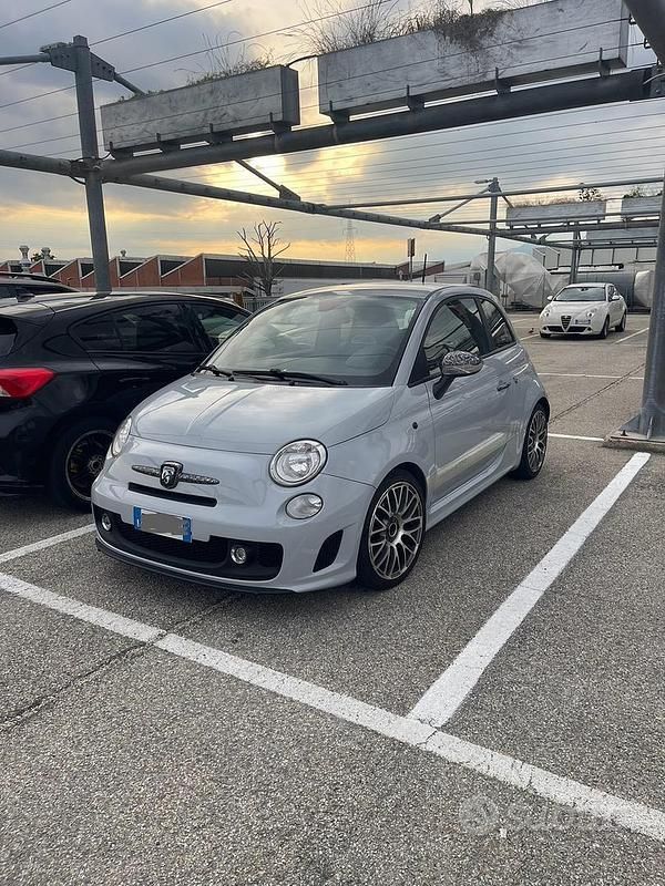 Usata Abarth 500 Custom 135 CV (99 kW) 2015 Grigio Utilitaria