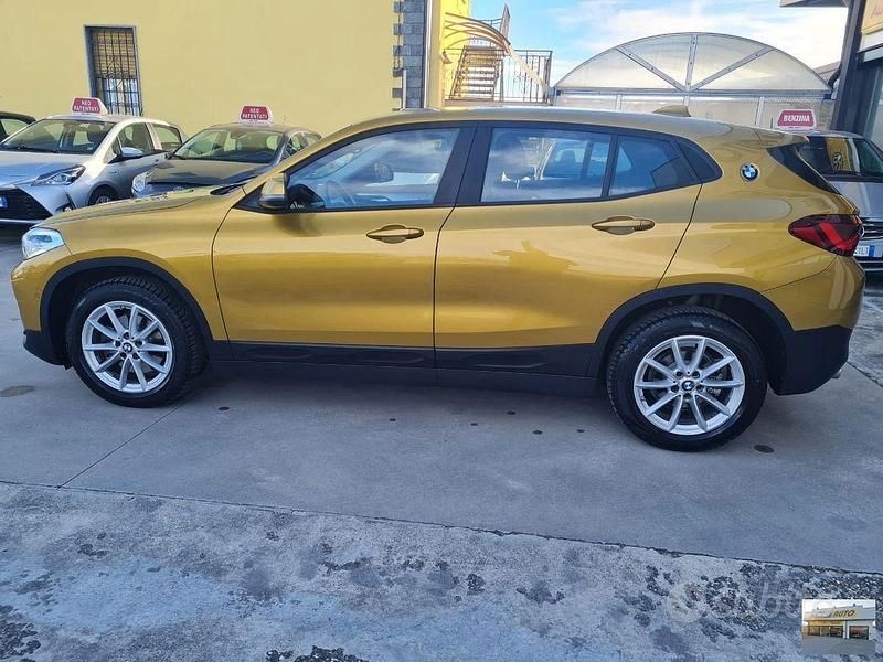 Begagnad BMW X2 M Sport 151 HK (111 kW) 2021 Guld SUV