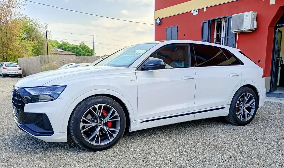 Usata Audi Q8 Sport 286 CV (210 kW) 2021 Other SUV