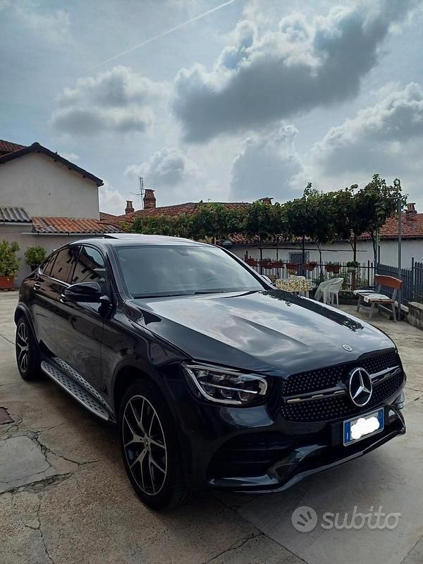 Usata Mercedes GLC300 2023 Nero Coupé