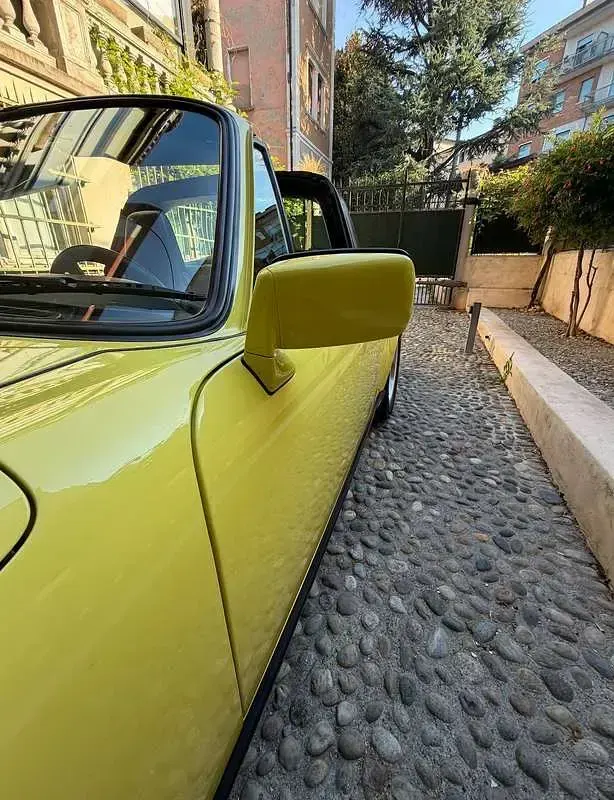 Usata Porsche 911 218 CV (160 kW) 1987 Giallo Berlina