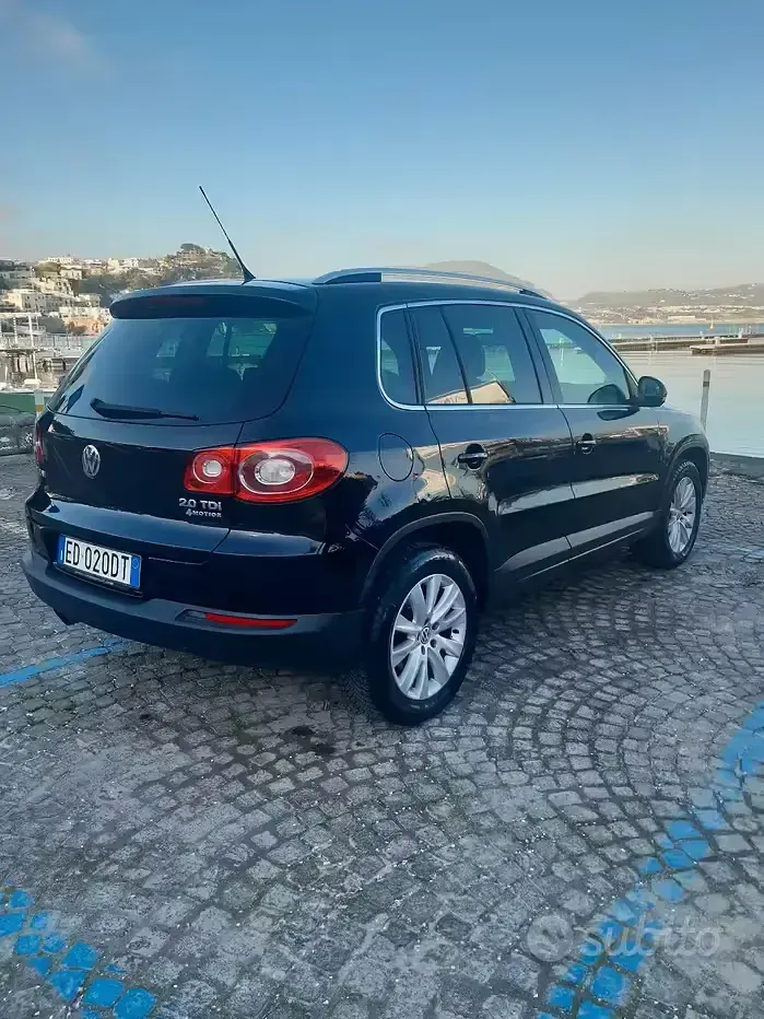 Usata VW Tiguan 140 CV (102 kW) 2011 Nero SUV