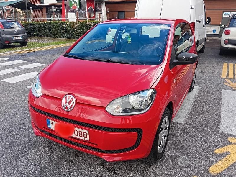 Usata VW up! 2015 Rosso Utilitaria