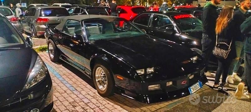 Usata Chevrolet Camaro 1991 Nero Cabrio