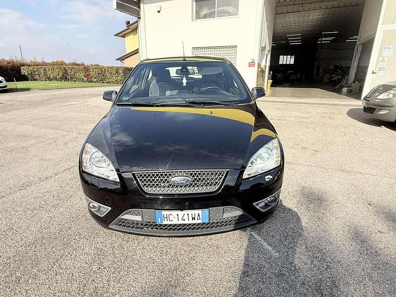 Usata Ford Focus ST 226 CV (166 kW) 2006 Other Berlina