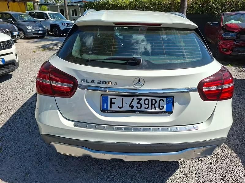 Occasion Mercedes GLA200 Premium 136 ch (100 kW) 2018 Blanc SUV