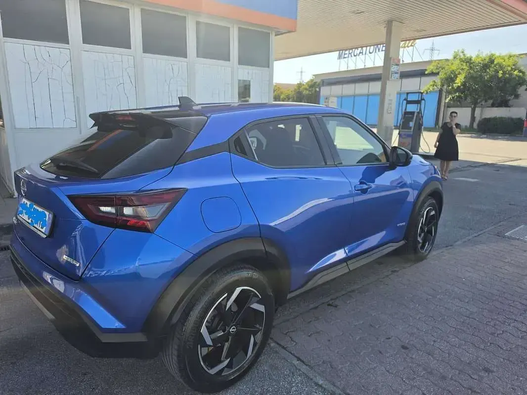 Usata Nissan Juke N-Connecta 94 CV (69 kW) 2023 Blu/azzurro SUV
