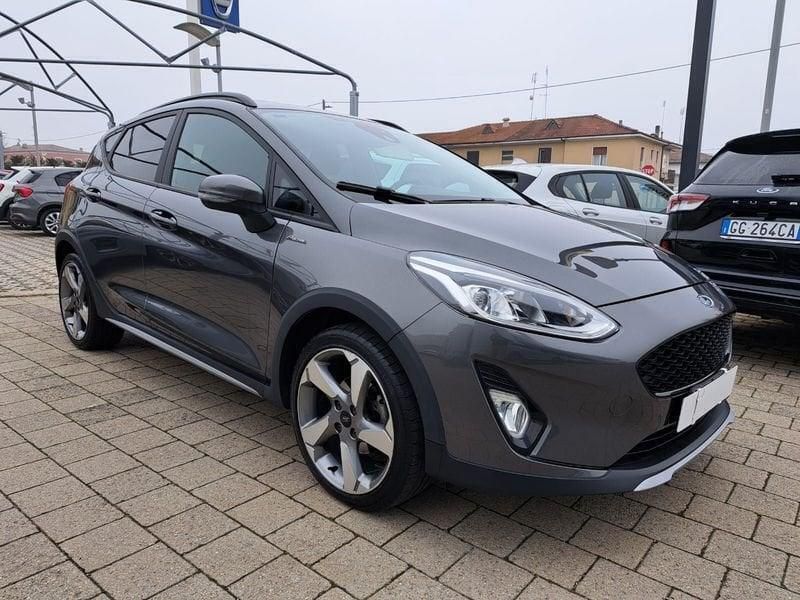 Usata Ford Fiesta Active 85 CV (62 kW) 2018 Grigio Utilitaria