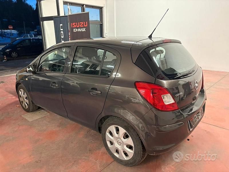 Usata Opel Corsa Eco 85 CV (62 kW) 2014 Grigio Berlina