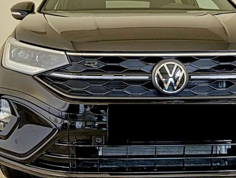 Usata VW Taigo R-line 116 CV (85 kW) 2024 Nero SUV