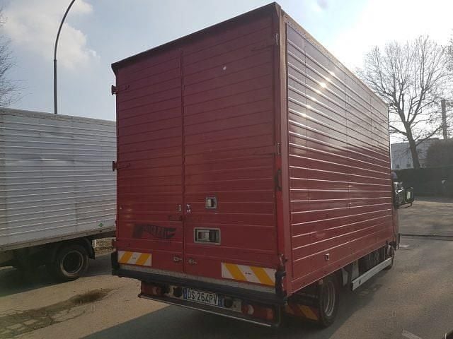 Usata Nissan Cabstar 131 CV (96 kW) 2008 Rosso(met.) Pick-up