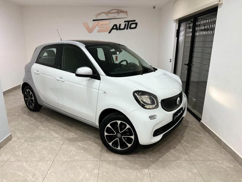Bianco Usata 2016 Smart ForFour Passion Utilitaria | 13.499 € (Buon prezzo) - Immagine 1/4