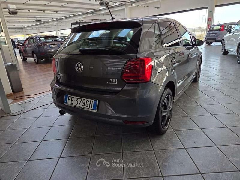 Usata VW Polo Comfortline 90 CV (66 kW) 2016 Grigio Berlina