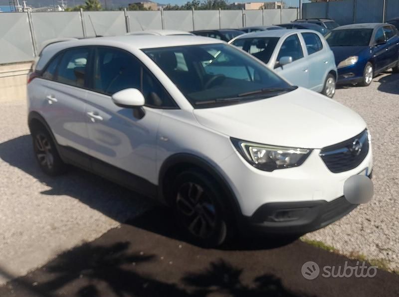 Usata Opel Crossland X Innovation 99 CV (72 kW) 2018 Bianco SUV