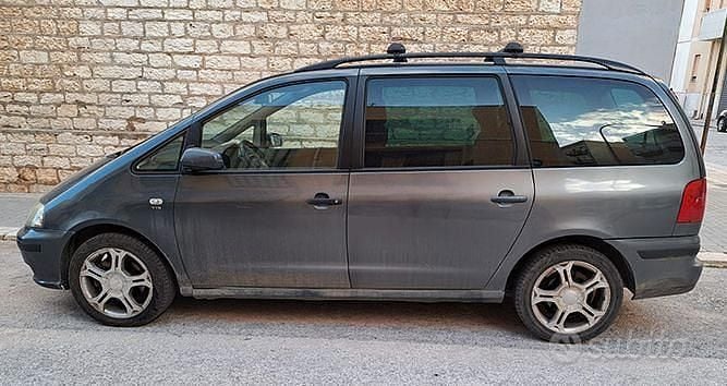 Grigio Usata 2006 Seat Alhambra Monovolume | 2200 € - Immagine 1/1