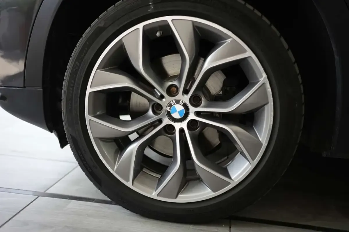 Usata BMW X4 258 CV (189 kW) 2014 Grigio metallizzato SUV