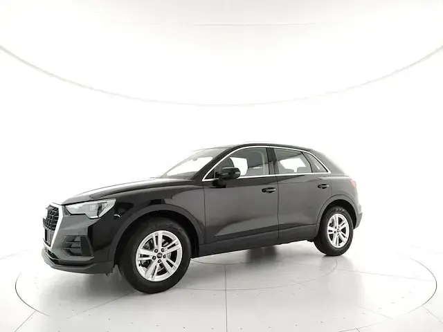 Usata Audi Q3 Business 150 CV (110 kW) 2021 Nero mito metallizzato SUV