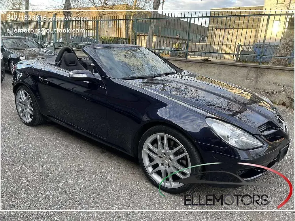 Usata Mercedes SLK280 231 CV (169 kW) 2007 Blu Cabrio