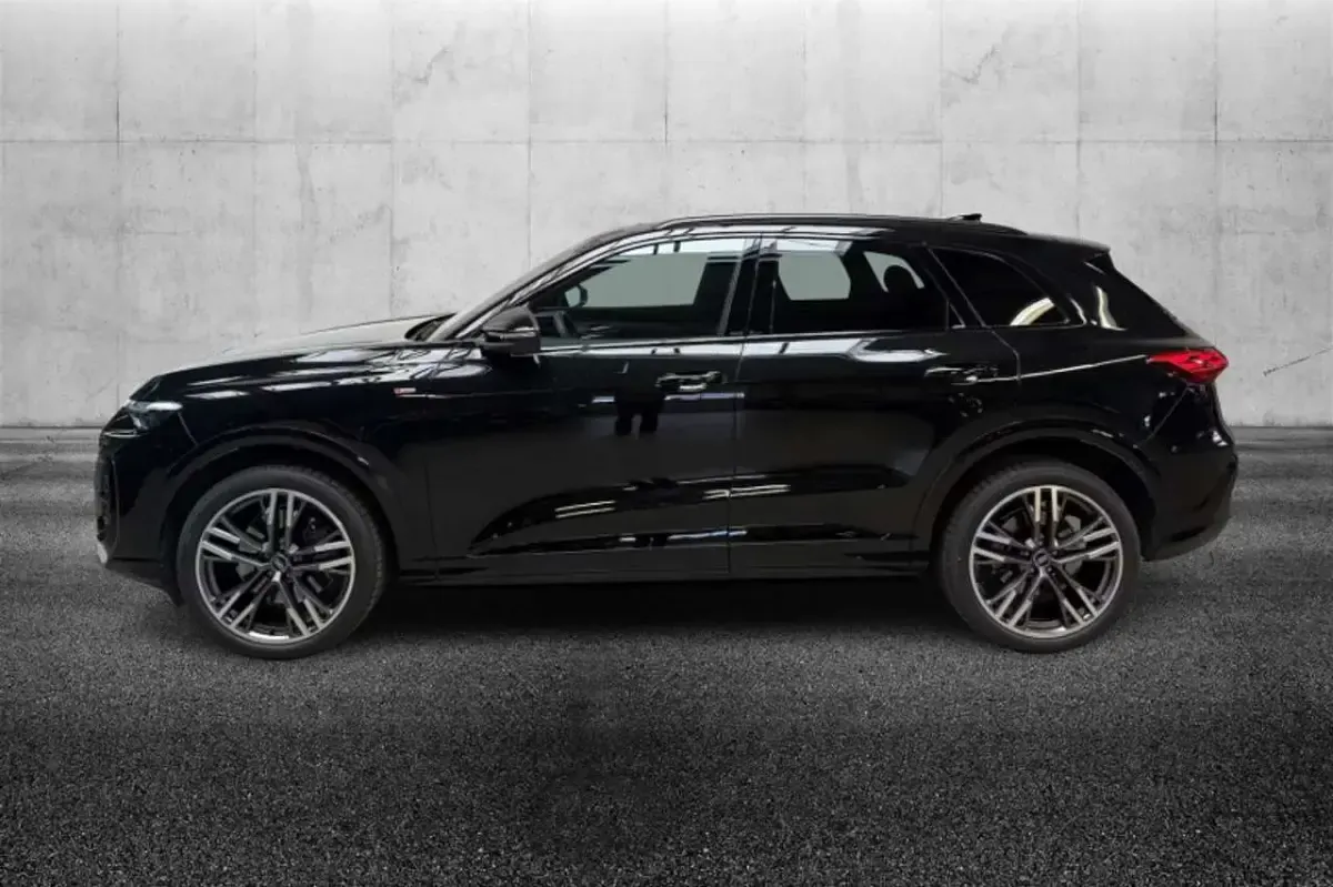 Usata Audi Q5 S-Line 204 CV (150 kW) 2025 Nero SUV