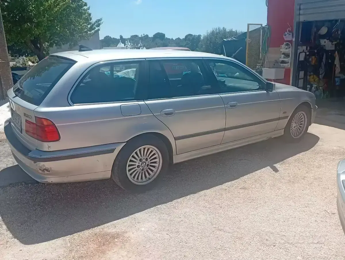 Usata BMW 530 193 CV (141 kW) 2002 Grigio Station wagon