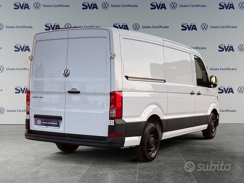 Usata VW Crafter Business 102 CV (75 kW) 2023 Bianco candy Furgone