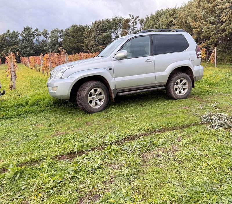 Usata 2003 Toyota Land Cruiser SUV | 13.500 € (Buon prezzo) - Immagine 1/4