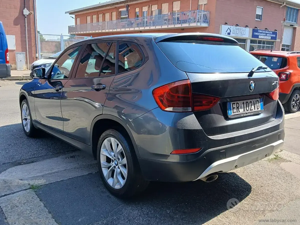 Usata BMW X1 143 CV (105 kW) 2013 Grigio SUV