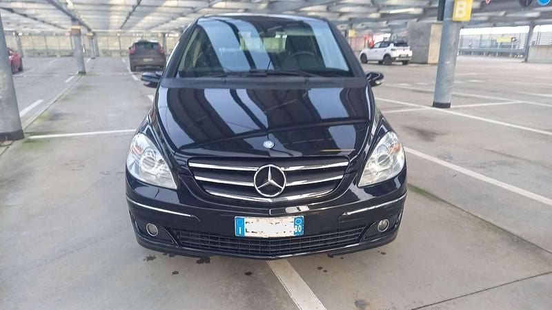 Usata Mercedes B170 Chrome 116 CV (85 kW) 2007 Nero Monovolume