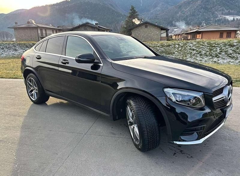 Usata Mercedes GLC250 Premium 204 CV (150 kW) 2019 Nero Coupé