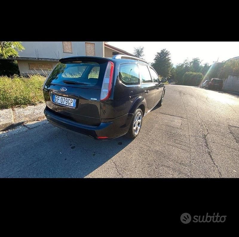 Usata Ford Focus 2011 Nero Station wagon