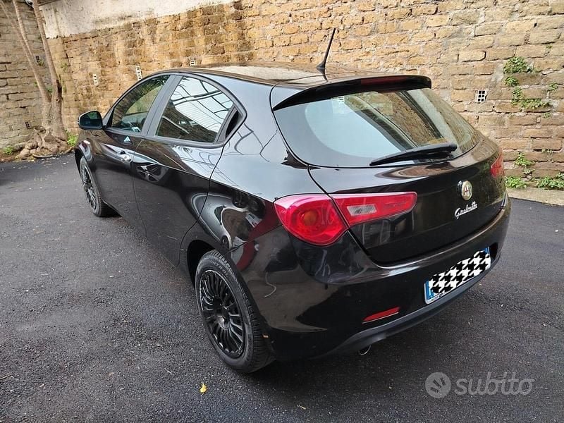 Usata Alfa Romeo Giulietta 105 CV (77 kW) 2010 Nero Berlina