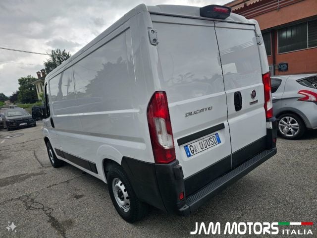 Usata Fiat Ducato 33 120 CV (88 kW) 2020 Bianco pastello Furgone
